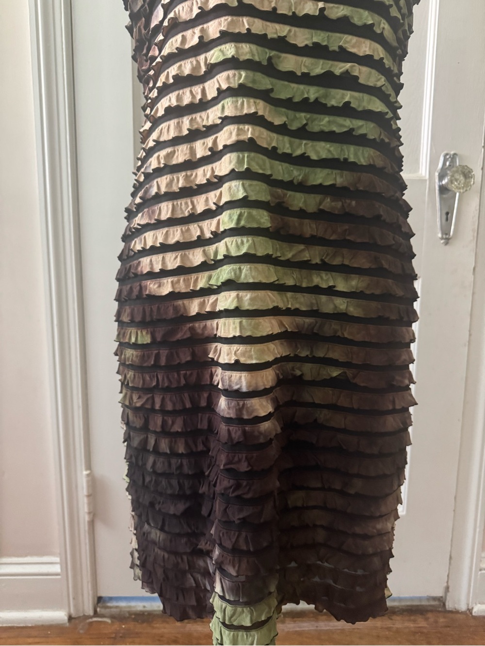 Connected Apparel Sleeveless Ruffle Dress – Women’s Size 12 – Great Condition - Picture 3 of 8